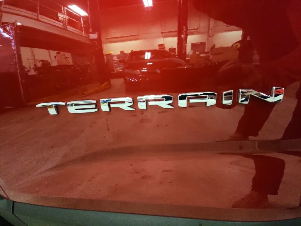 Certified 2025 GMC Terrain Elevation w/ Technology Package II image 36