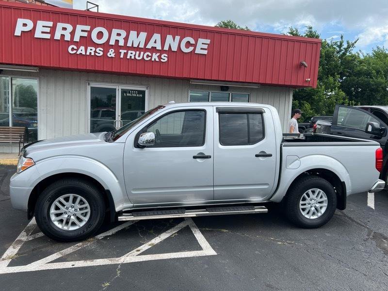 Used 2017 Nissan Frontier SV w/ SV Value Truck Package RWD image 2