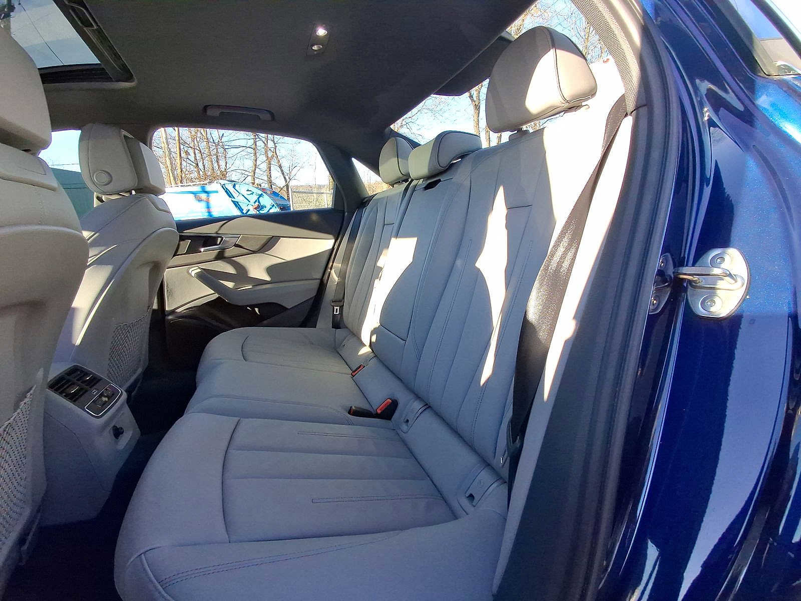 Used 2023 Audi A4 2.0T Premium w/ Convenience Package image 20