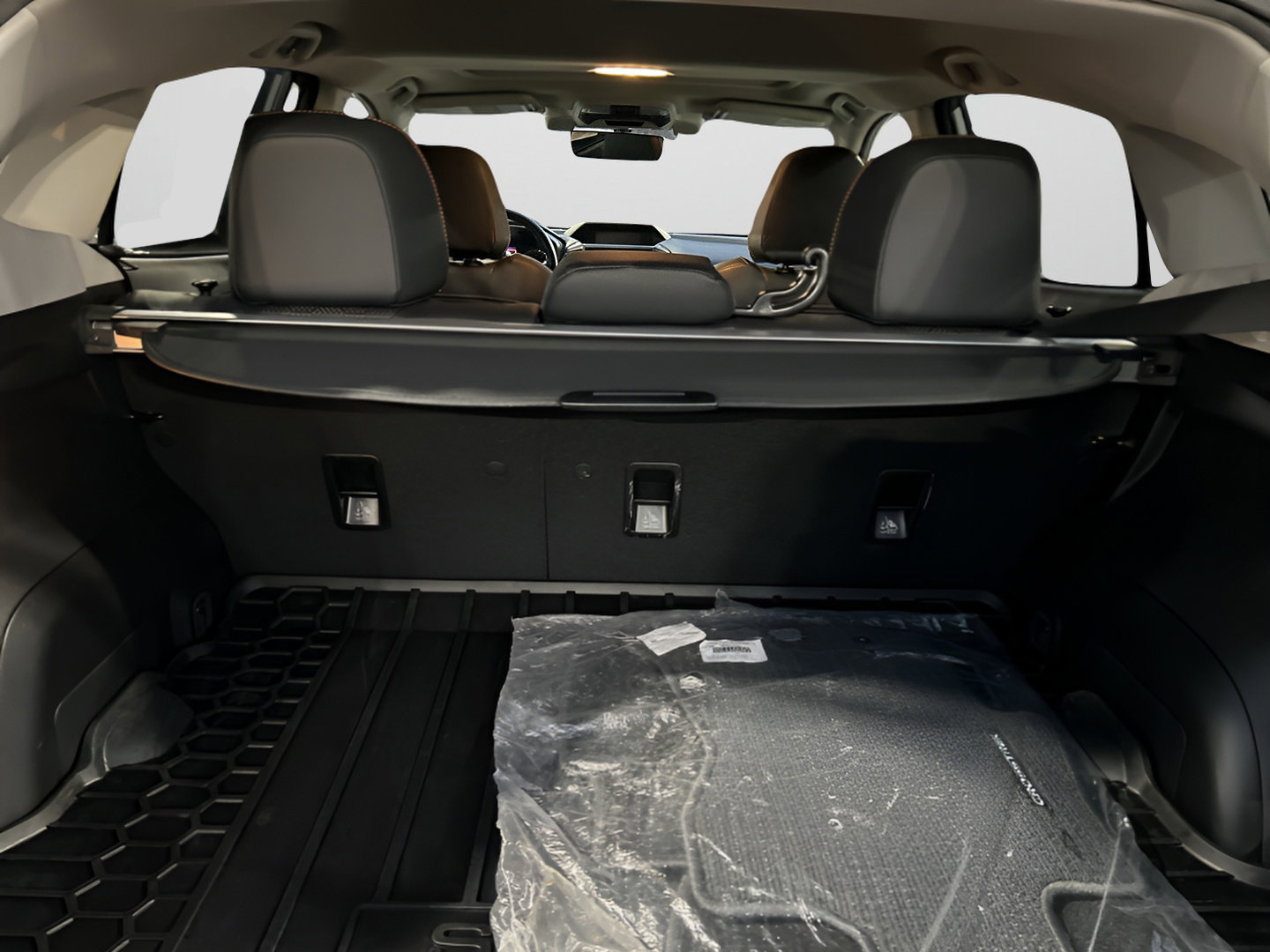 Used 2023 Subaru Crosstrek 2.5i Limited image 9