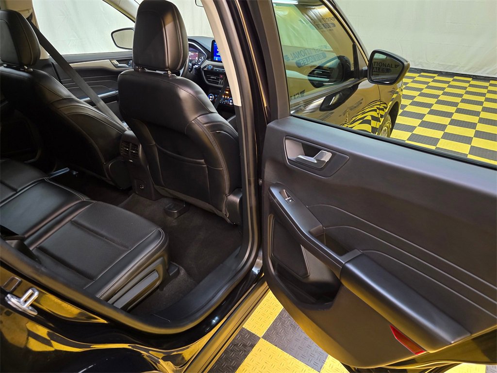 Used 2021 Ford Escape SEL image 14