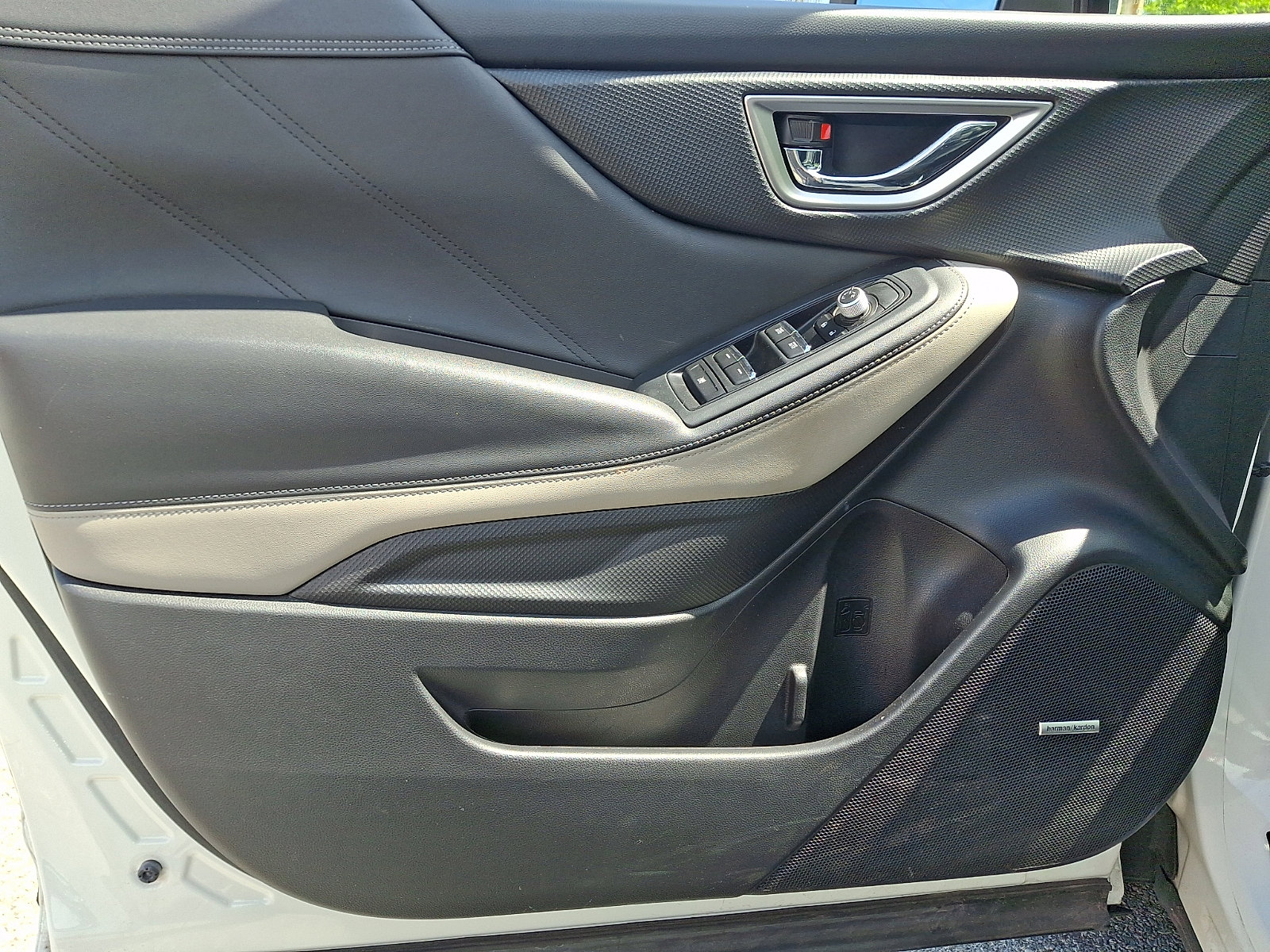 Used 2023 Subaru Forester Limited w/ Popular Package #2 AWD/4WD image 12