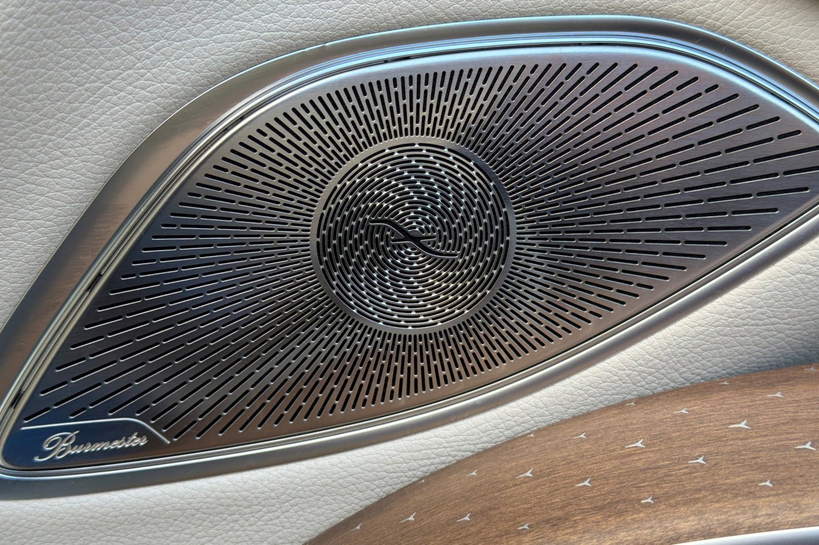 Used 2023 Mercedes-Benz EQS 450+ SUV image 22