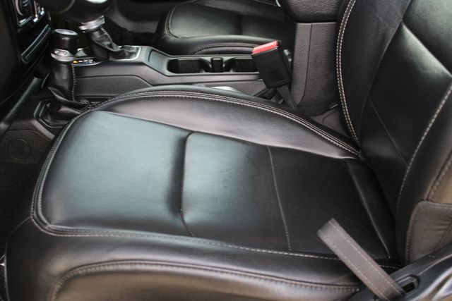 Used 2021 Jeep Wrangler Unlimited Sahara image 38