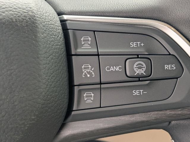 New 2026 Jeep Grand Cherokee Limited w/ Limited Altitude Package RWD image 19