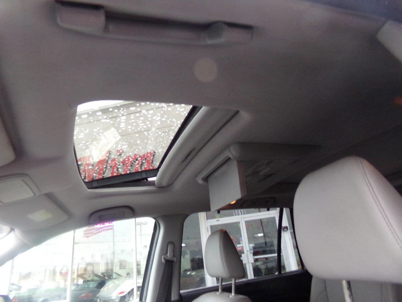 Used 2016 Honda Pilot Elite image 9