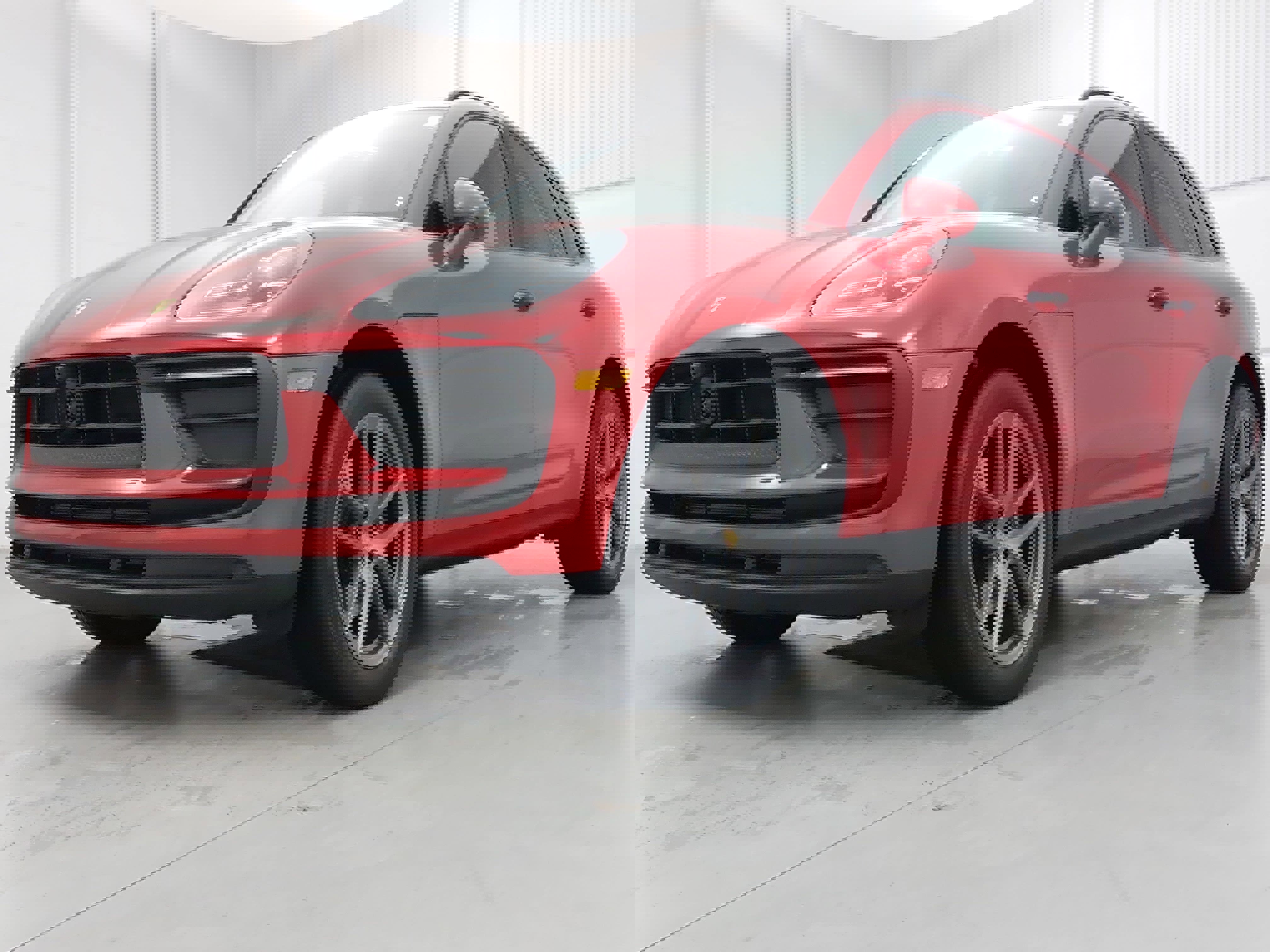 Certified 2025 Porsche Macan image 1