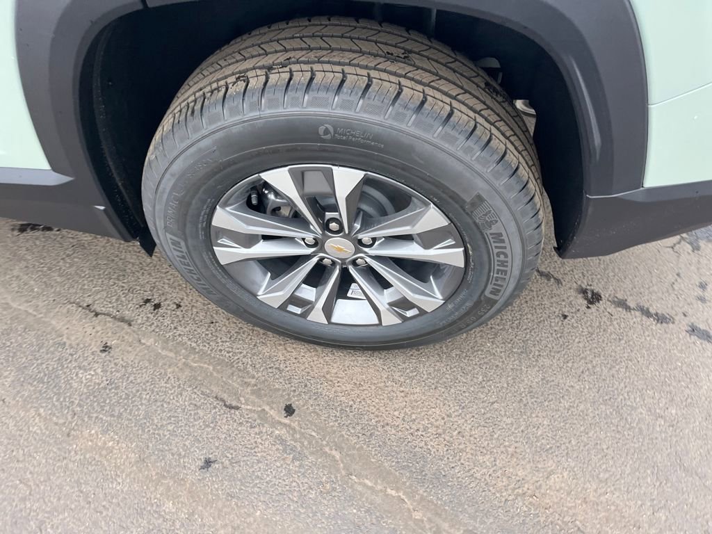 New 2026 Chevrolet Equinox LT image 35