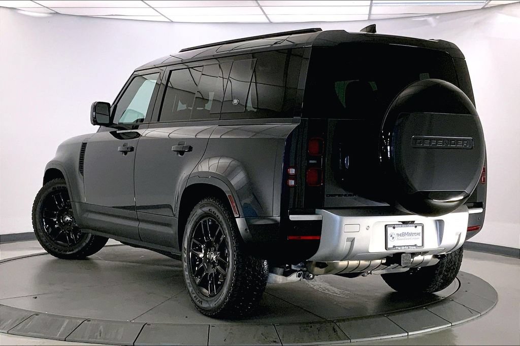 Used 2024 Land Rover Defender 110 S AWD/4WD image 10