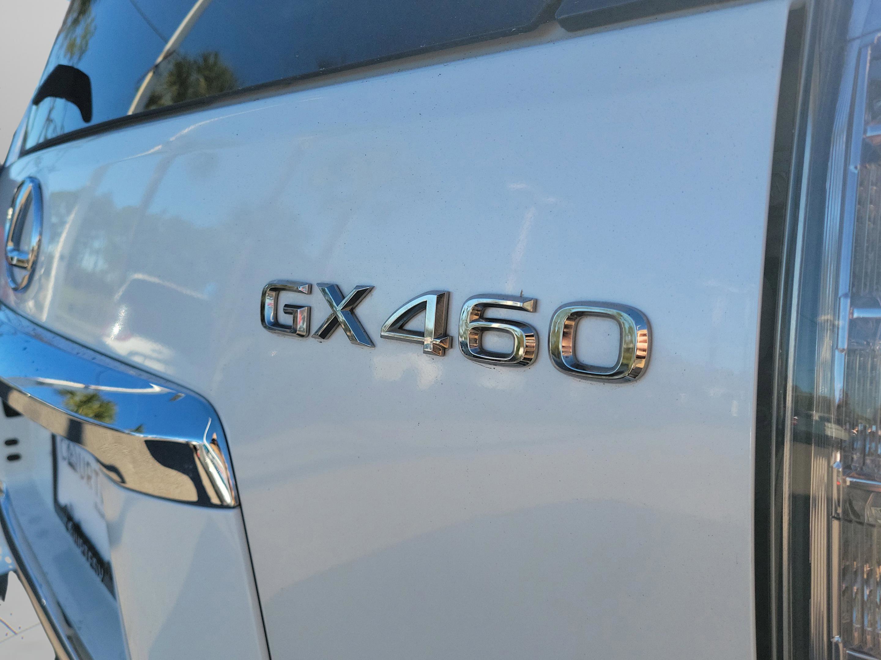 Used 2016 Lexus GX 460 w/ Premium Package image 32