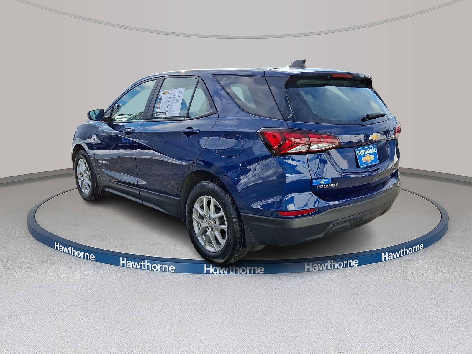 Used 2022 Chevrolet Equinox LS w/ LPO, Floor Liner Package image 4