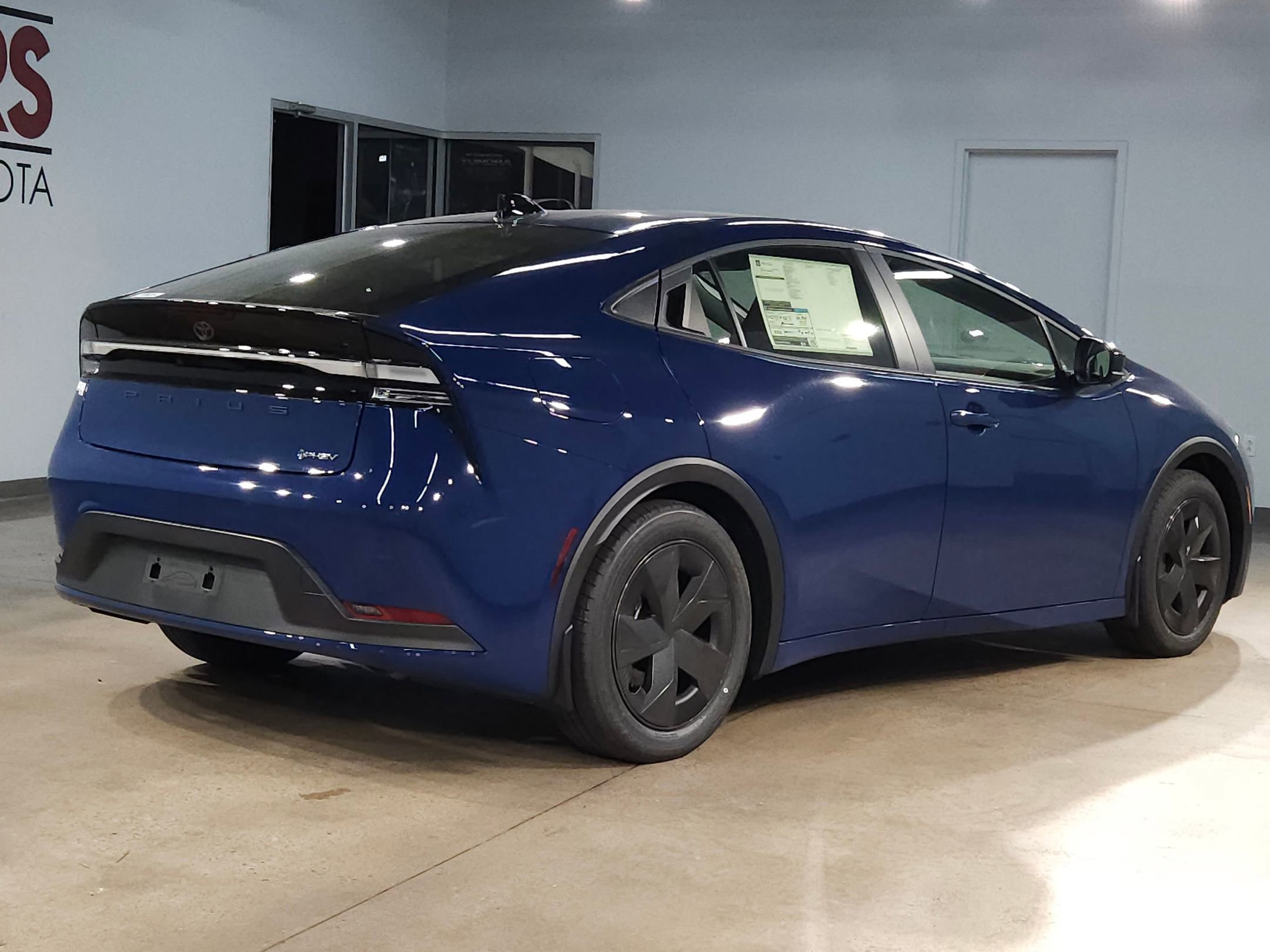 New 2026 Toyota Prius Plug-In Hybrid image 7