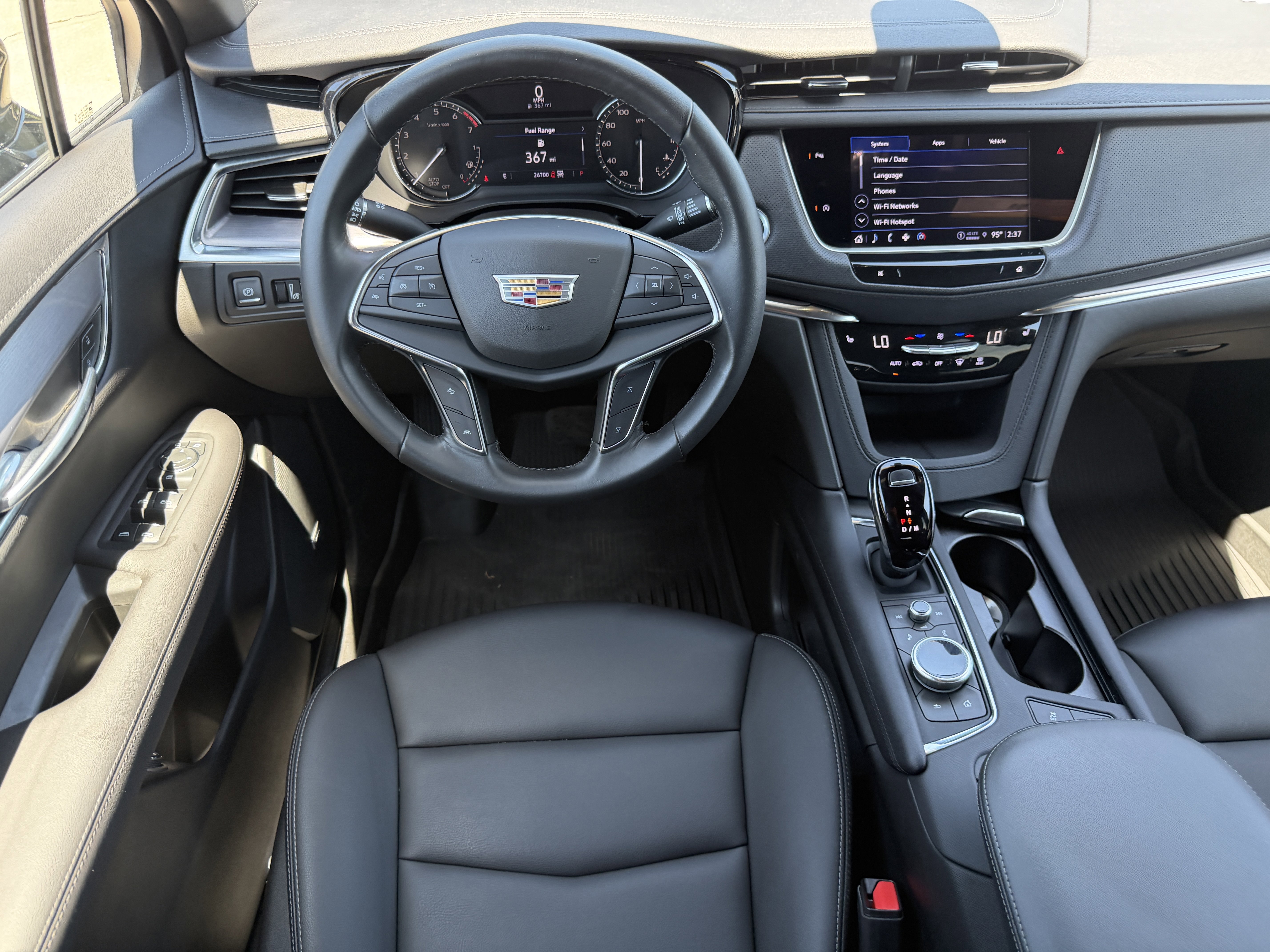 Used 2023 Cadillac XT5 Luxury w/ LPO, Floor Liner Package AWD/4WD image 14