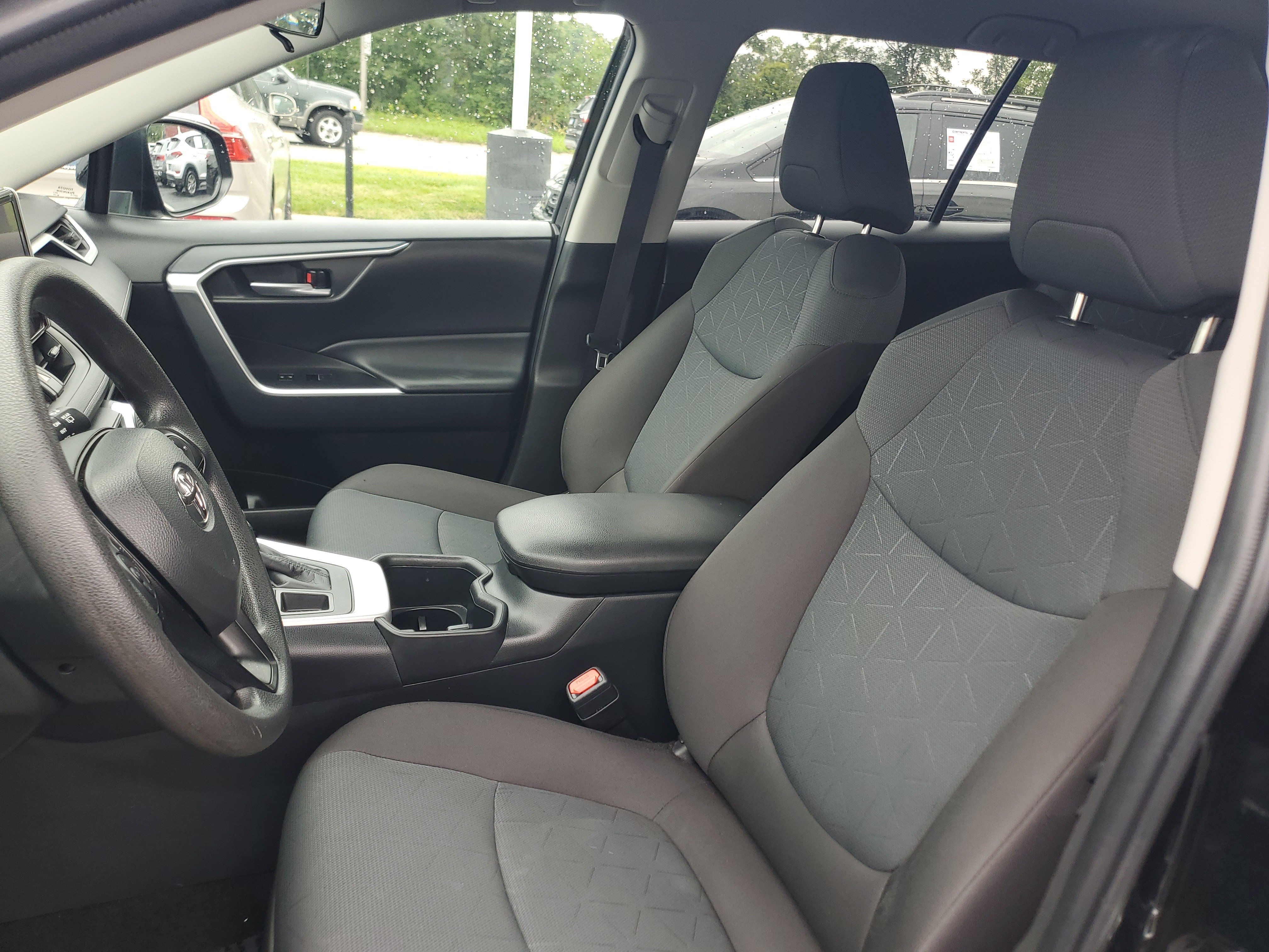 Certified 2025 Toyota RAV4 XLE AWD/4WD image 16
