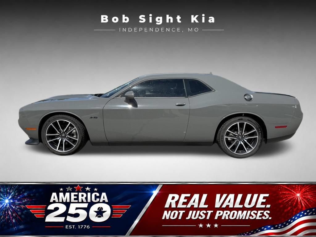 Used 2023 Dodge Challenger R/T w/ Cold Weather Group RWD image 6