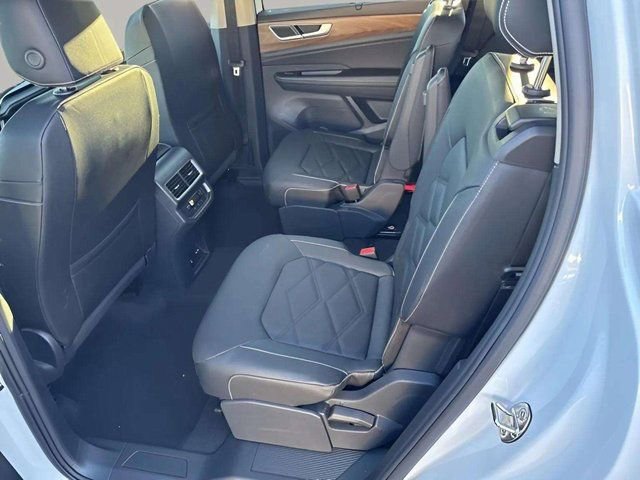 New 2026 Volkswagen Atlas SE image 4