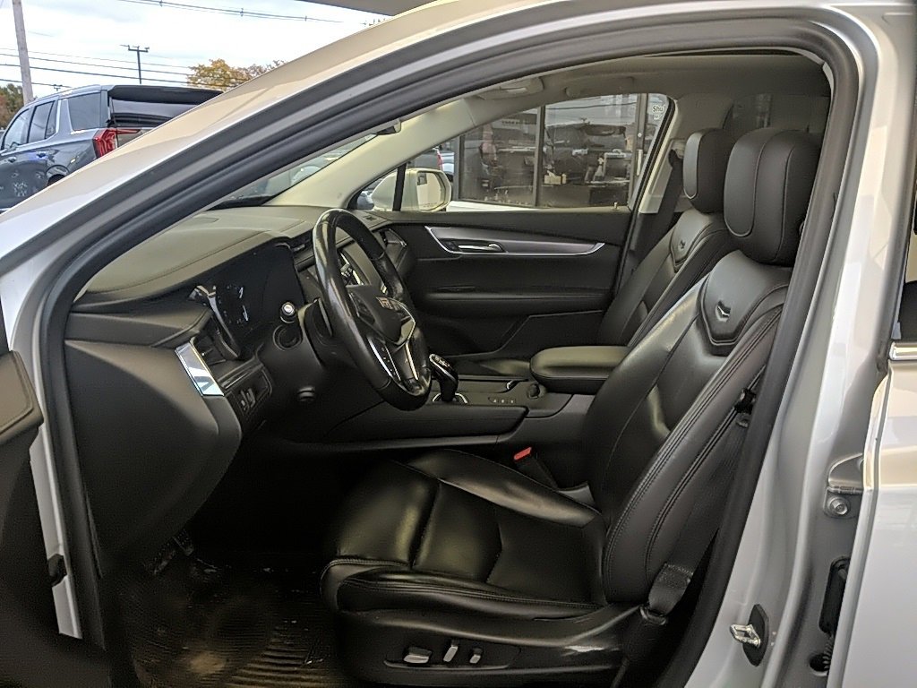 Used 2019 Cadillac XT5 Premium Luxury image 8