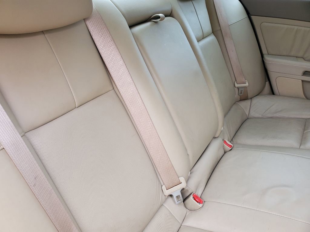 Used 2005 Cadillac STS RWD image 32
