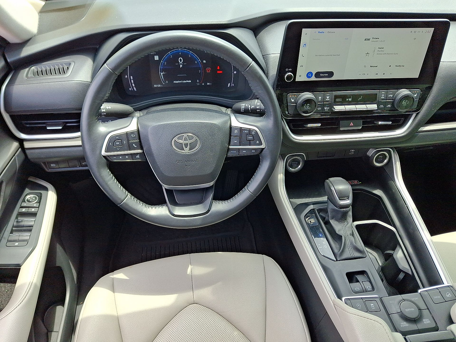 Used 2024 Toyota Grand Highlander AWD image 21