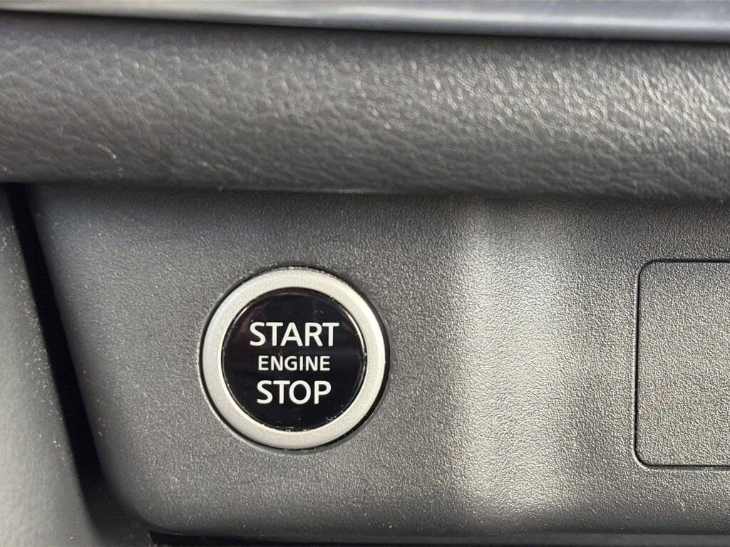 Certified 2023 Nissan Rogue SV image 15