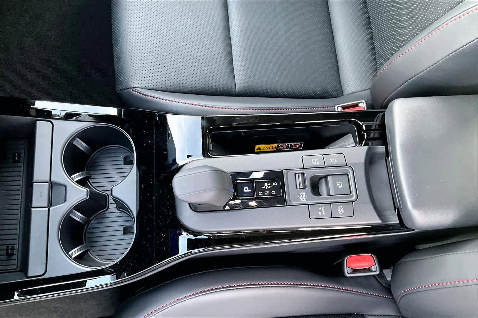 New 2026 Toyota Prius Plug-In Hybrid FWD image 7