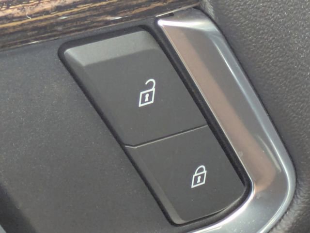 Used 2025 GMC Sierra 1500 SLE w/ Preferred Package image 24