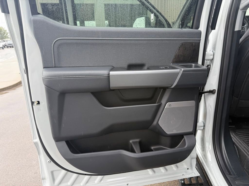 New 2026 Ford F250 Lariat w/ Tremor Off-Road Package image 13