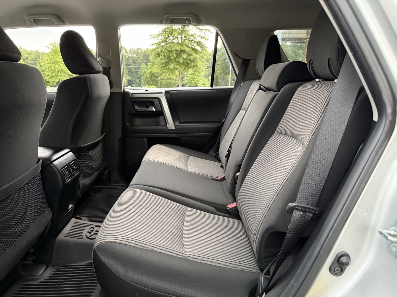 Used 2022 Toyota 4Runner SR5 image 39