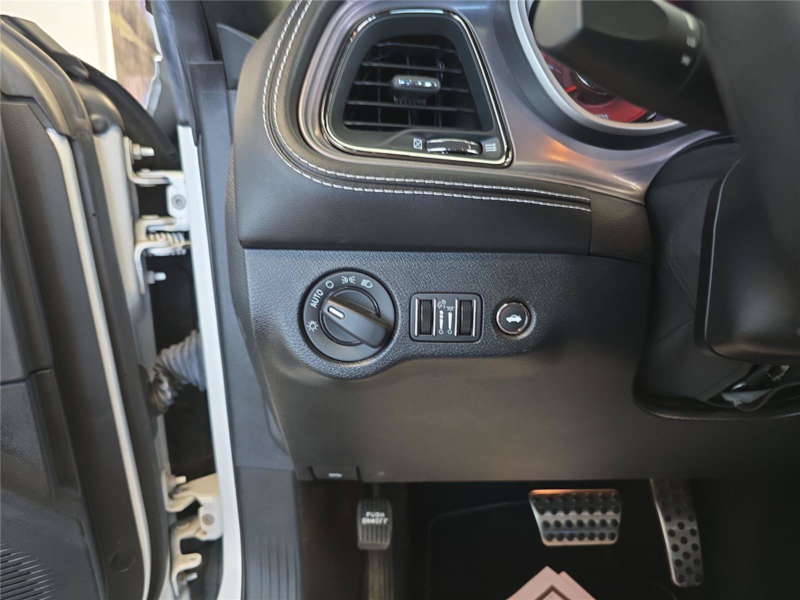 Used 2023 Dodge Challenger SRT Hellcat RWD image 26