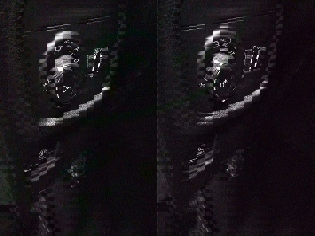 New 2025 Jeep Grand Cherokee Limited w/ Trailer Tow Package image 28