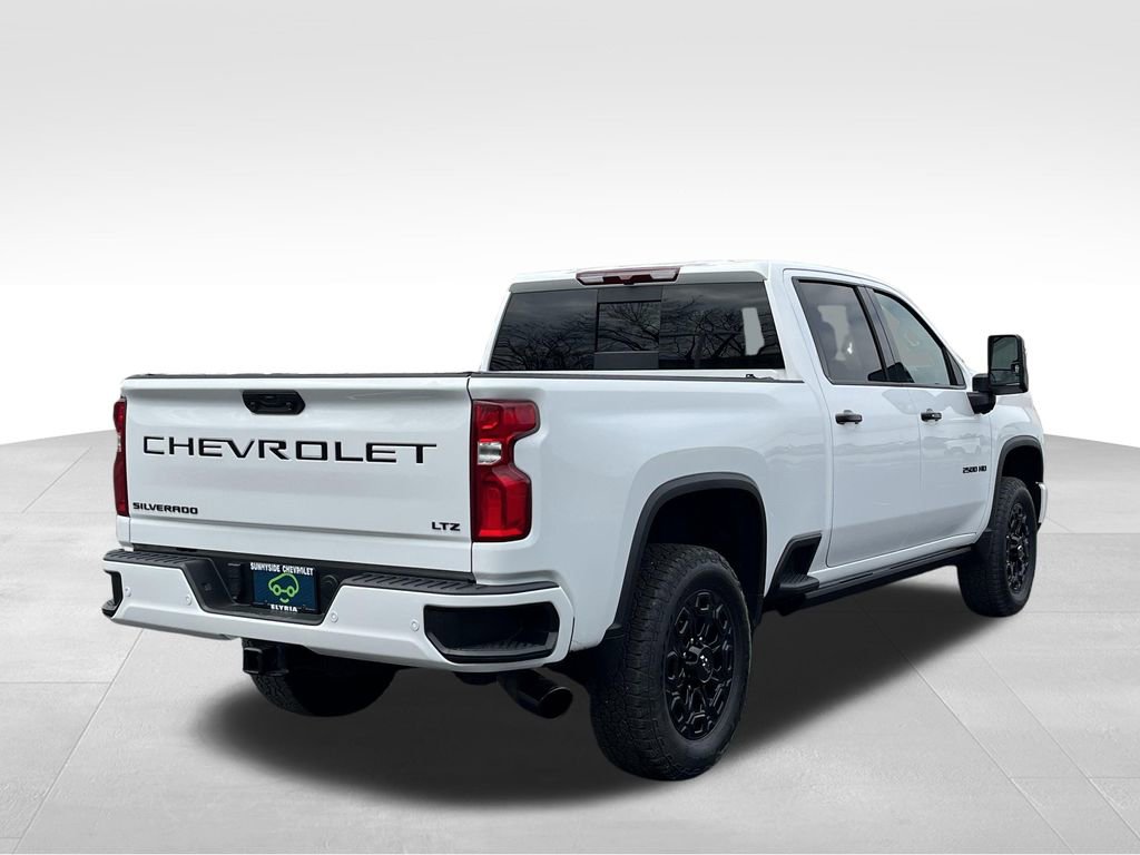Used 2024 Chevrolet Silverado 2500 LTZ w/ LTZ Plus Package image 2