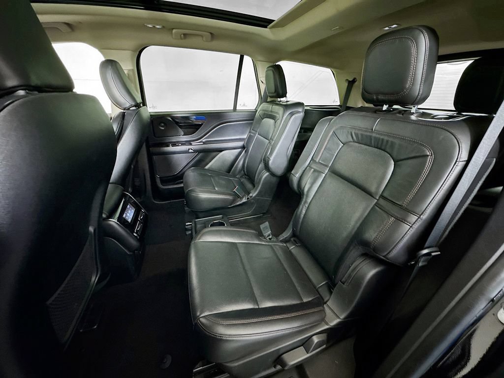 Used 2022 Lincoln Aviator Reserve AWD/4WD image 25