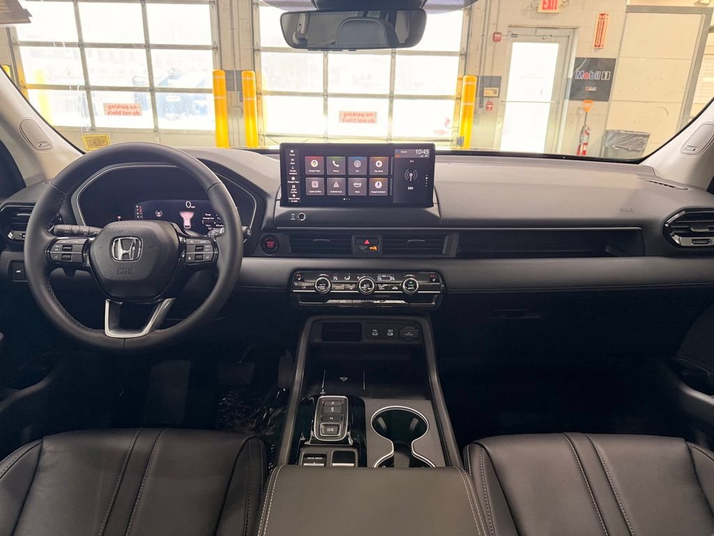 New 2026 Honda Pilot Touring image 5