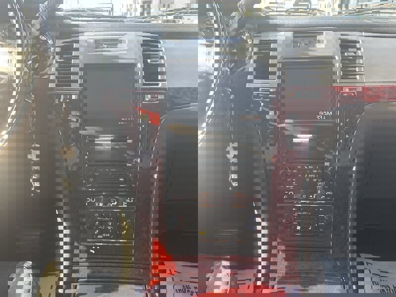 Used 2009 Cadillac Escalade ESV AWD image 32