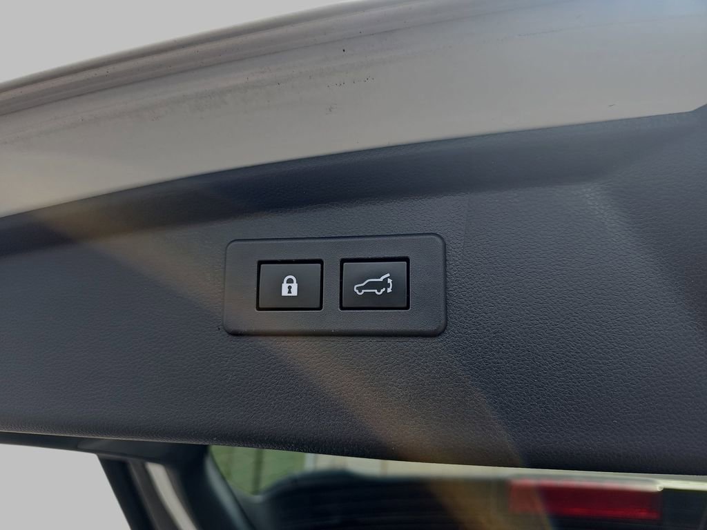 Used 2020 Subaru Outback Touring XT image 17