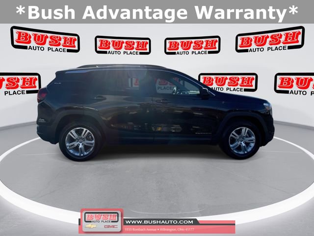 Used 2022 GMC Terrain SLE w/ Driver Convenience Package image 4