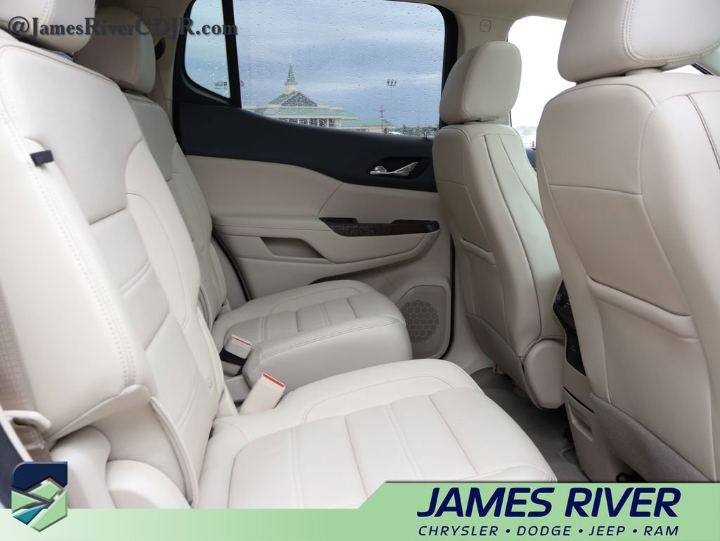 Used 2023 GMC Acadia Denali w/ Denali Ultimate Package AWD/4WD image 11