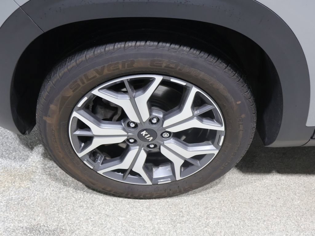 Used 2021 Kia Seltos EX image 9