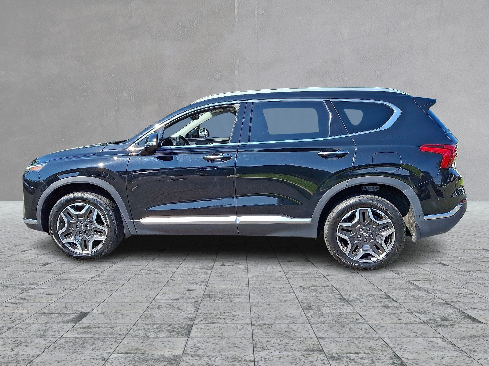 Certified 2023 Hyundai Santa Fe Limited AWD/4WD image 7