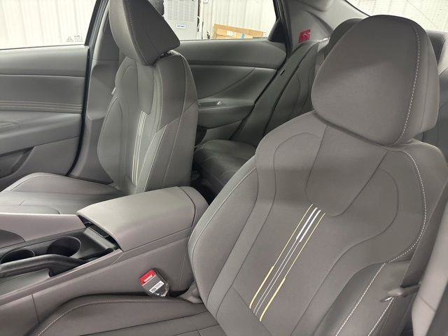 New 2026 Hyundai Elantra Sport FWD image 7