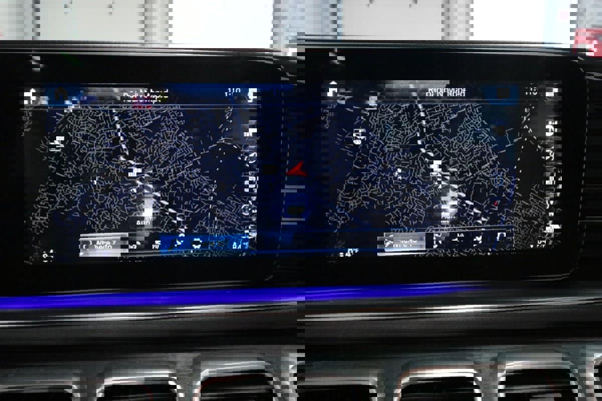 Used 2023 Mercedes-Benz GLS 450 4MATIC image 21