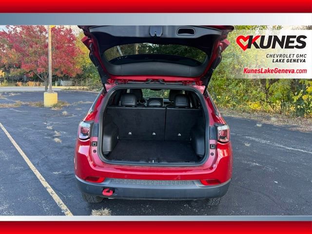 Used 2025 Jeep Compass Trailhawk image 22