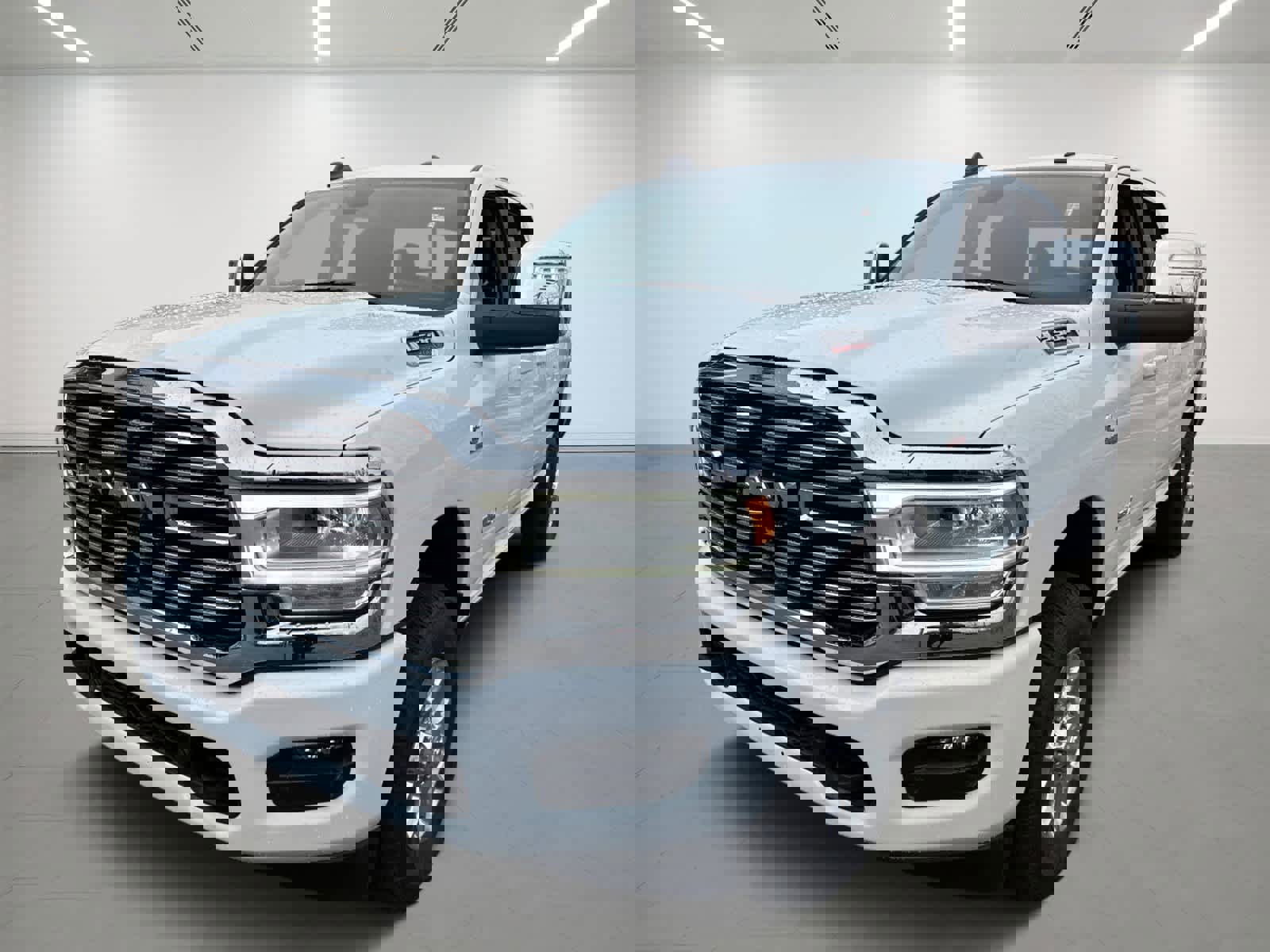 Used 2024 RAM 2500 Laramie image 2