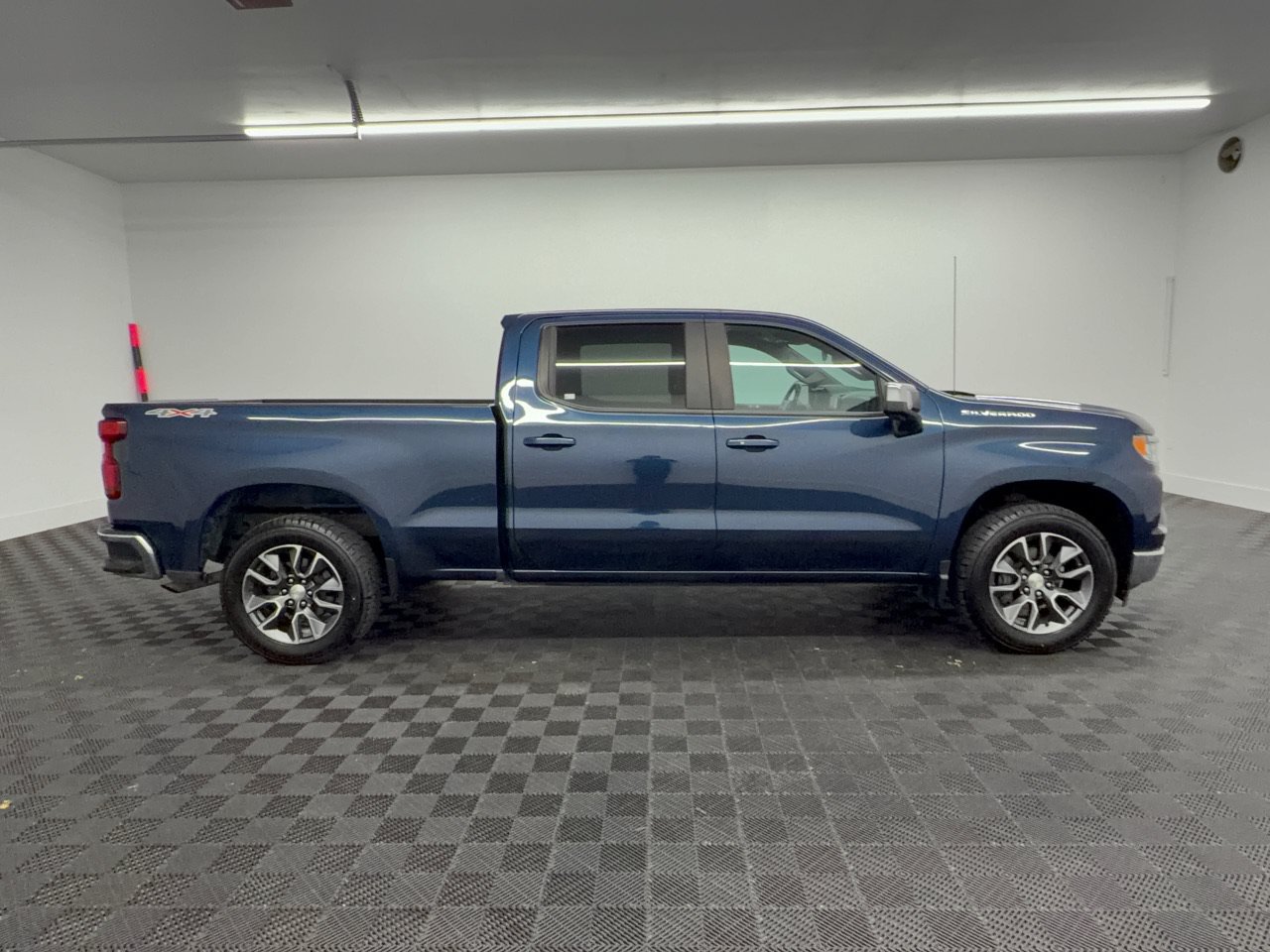 Used 2022 Chevrolet Silverado 1500 LT w/ All Star Edition Plus AWD/4WD image 8