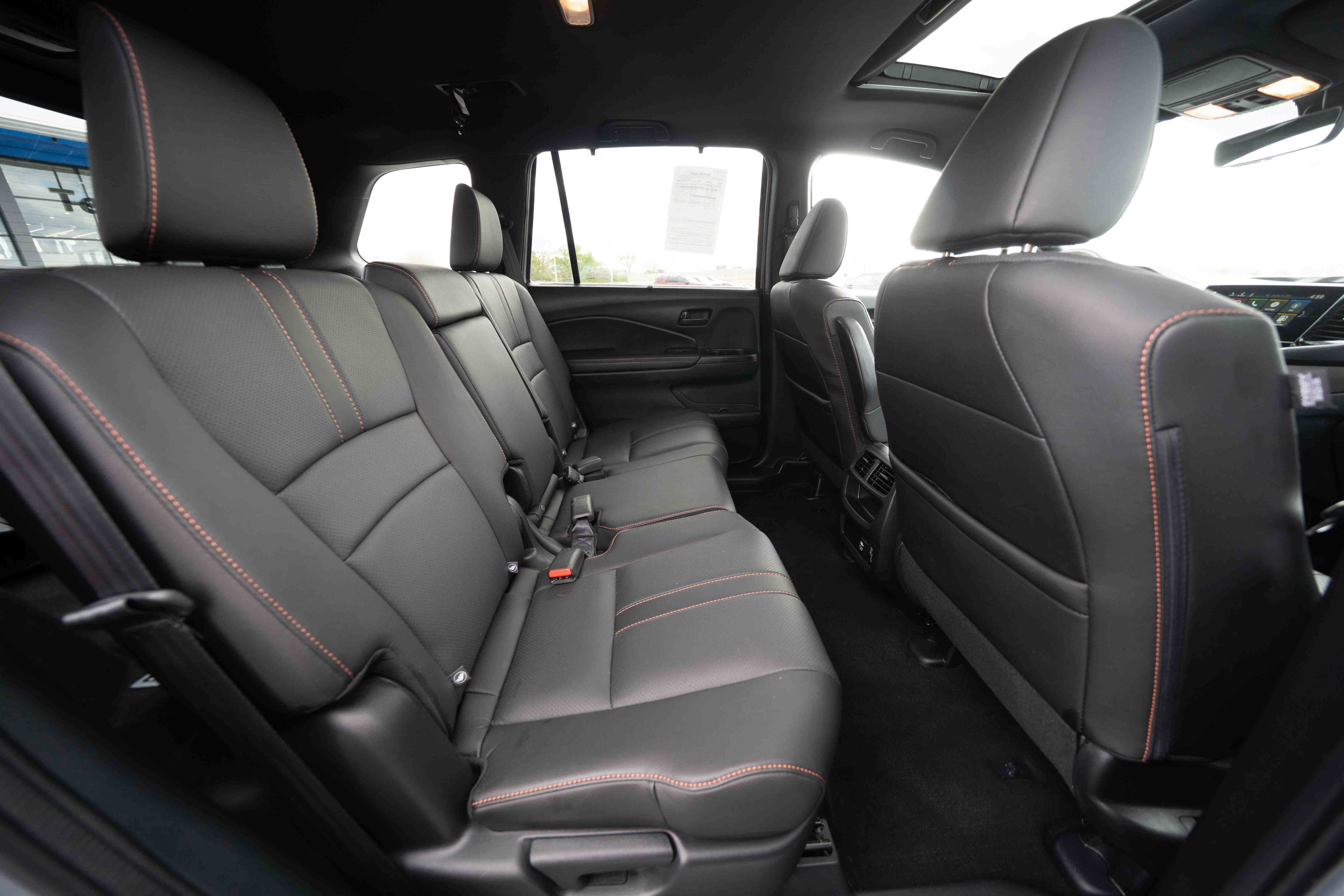 Certified 2023 Honda Passport TrailSport image 25
