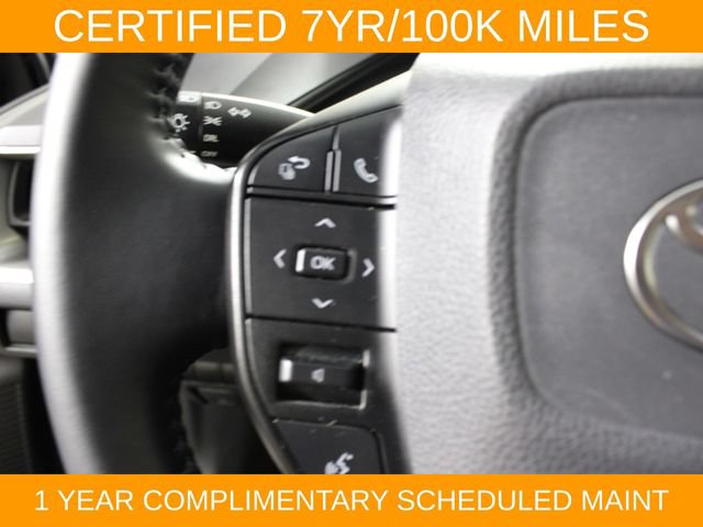 Used 2025 Toyota Prius LE FWD image 19