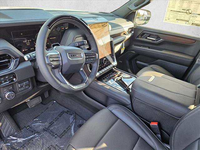 New 2026 GMC Yukon Denali w/ Denali Reserve Package AWD/4WD video 3