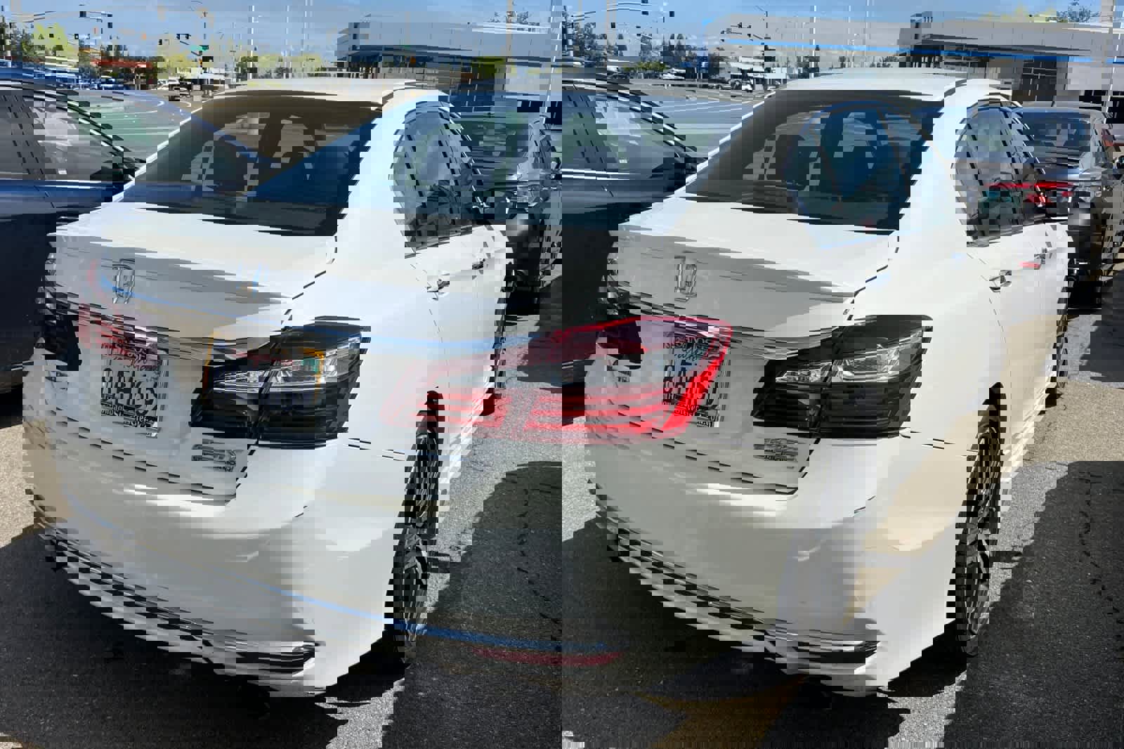 Used 2017 Honda Accord Sport Special Edition image 4