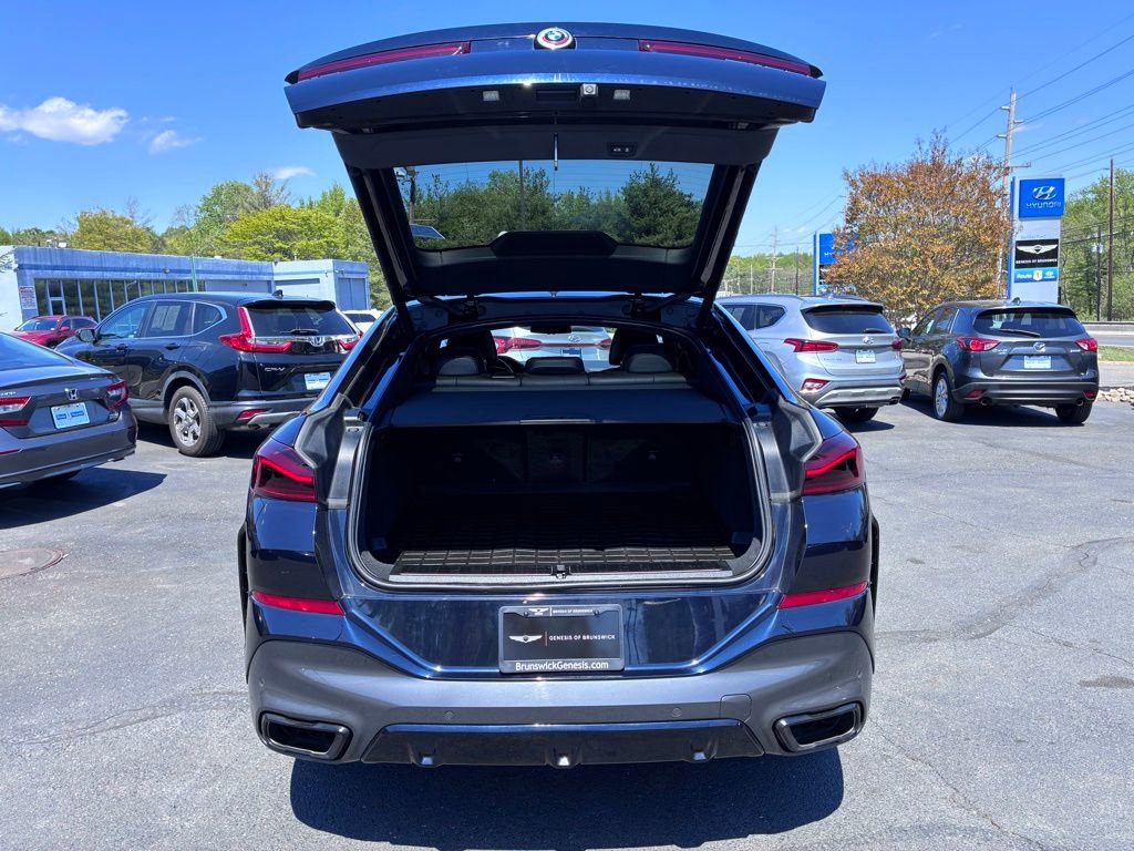 Used 2023 BMW X6 M50i w/ Executive Package AWD/4WD image 11