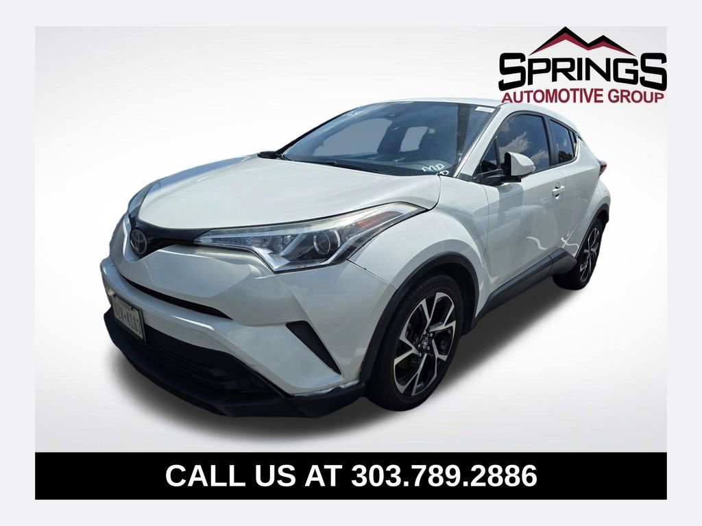 Used 2018 Toyota C-HR XLE FWD image 1